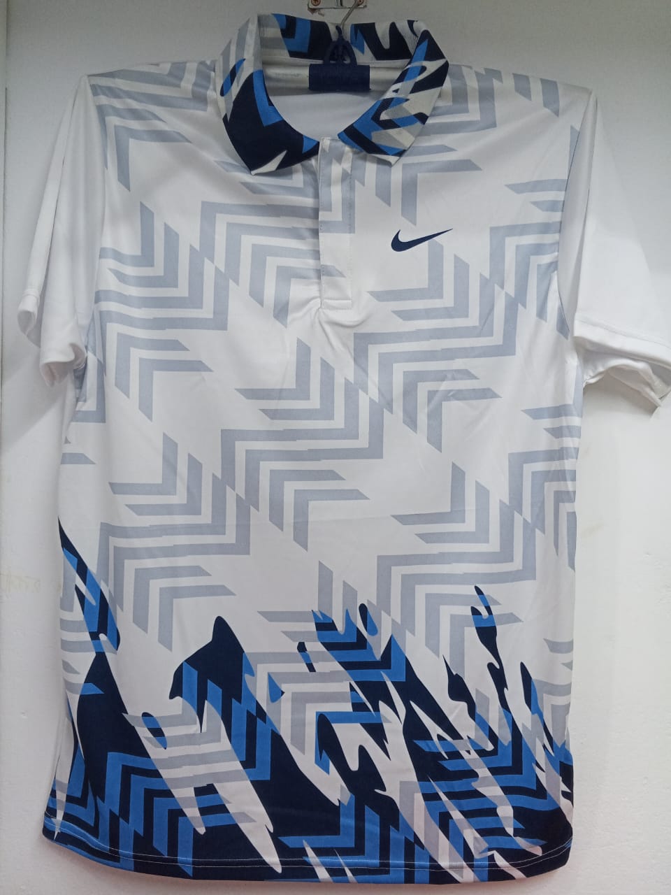 Men's Soft T-shirt (Jersey) in White-Blue!